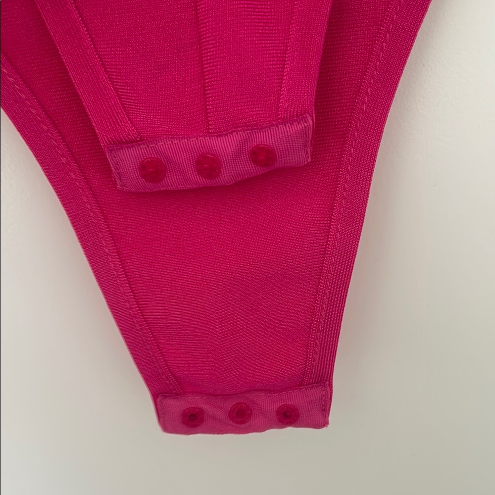 Pink bodysuit - Picture 5 of 5